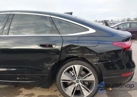 2025 Audi A6 E-Tron Premium Plus из США, поврежденный, VIN WAU2CAGH2SA025588